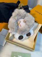 تعليقة الحقيبة ماي فيفيان من لويس فويتون