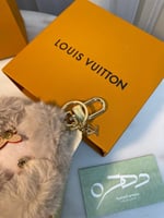 تعليقة الحقيبة ماي فيفيان من لويس فويتون