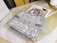 حقيبة ديوريفيرا توال دو جوي بوك توت 36 سم - رمادي