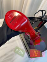 حذاء كريستيان لوبوتان لوو بكعب عالٍ