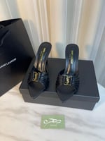 صندل بابيلون ميول بكعب 9 سم من سان لوران