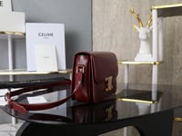 حقيبة تريومف سيلين 23 سم من الجلد