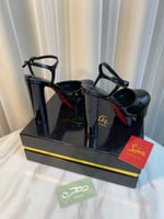 حذاء كريستيان لوبوتان لوو بكعب عالٍ