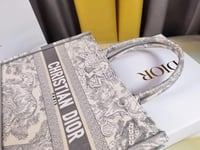 حقيبة ديوريفيرا توال دو جوي بوك توت 36 سم - رمادي