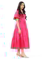 فستان ميدي سادة بأكمام مميزة