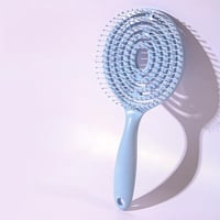 فرشاة فك التشابك للشعر المجعد بتصميم شبه مهوى لتجف...