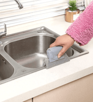 أداة تنظيف الأماكن الصعبه متعددة الاستخدامات