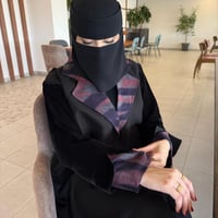 عبايه شتويه نص كلوش+نقاب وطرحه