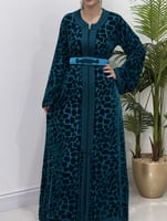 قفطان شيفون مخمل