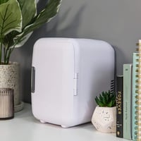 ثلاجة صغيرة الحجم سعة 4 لتر من دينكس بتصميم محمول...