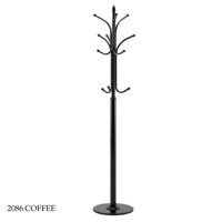 علاقة ملابس عدة الوان