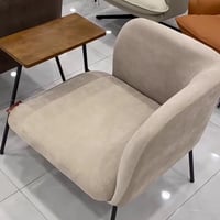 كرسي مع تكاية عدة ألوان