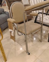 كرسي صلاة لون بني