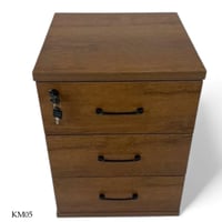 كمودينه مكتب عدة الوان