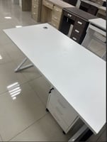 مكتب 120و140و160 سم عدة الوان