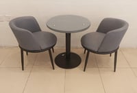 طقم طاولة وكرسيين عدة ألوان