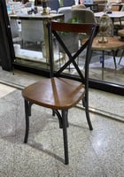 طقم 2 كراسي لون خشبي غامق