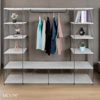 رف خشب عدة الوان