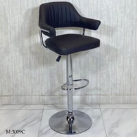 كرسي بار بستم عدة ألوان