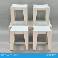 طقم طاولات خدمه وسط سطح قزاز