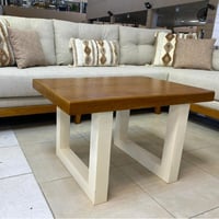 طاولة خشبي مودرن
