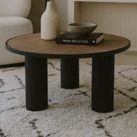 طاولة خشب عدة ألوان