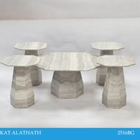 طقم طاولات وسط رخام