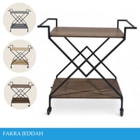 عربية تقديم عدة الوان