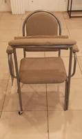 كرسي صلاة لون بني