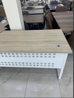 مكتب 120و140و160 سم عدة الوان
