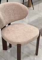 كرسي كوفي وطعام مودرن