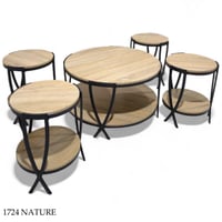 طقم طاولات خشب وسط عدة ألوان