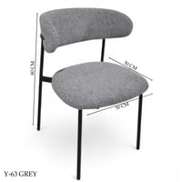 كرسي عدة ألوان