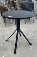 طاولات كوفي اسود وابيض