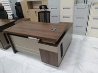 مكتب 140و160 سم لون خشبي