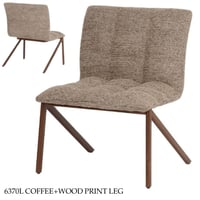 كرسي عدة ألوان