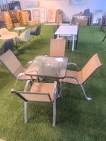 طقم طاولة و4 كراسي خارجي