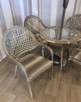 طقم جلسة خارجية خيزران مع مظلة لون احمر غامق