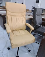 كرسي مكتب عدة ألوان