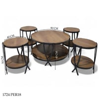 طقم طاولات خشب وسط عدة ألوان