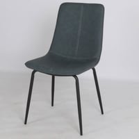 كرسي مصنوع من الجلد الفاخر بلون أزرق