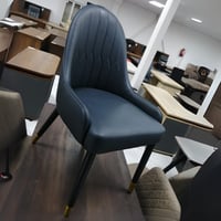 كرسي طاولة طعام جلد فخم عدة الوان