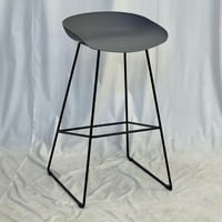 كرسي بار عدة الوان