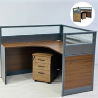 مكتب مع حاجز عدة الوان