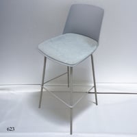 كرسي كاونتر وبار قواعد حديد عدة ألوان