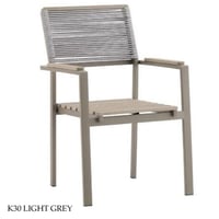 كرسي خارجي عدة الوان