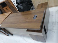 مكتب 140و160 سم لون خشبي