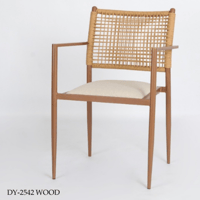 طقم 2كراسي خارجي ريفي عدة الوان