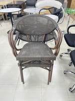 طقم طاولة و3 كراسي خارجية بني