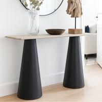 مدخل كونسول مودرن لون أسود